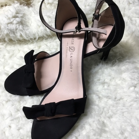 Chinese Laundry Black Suede Bow Toe Ankle Heels - Picture 4 of 8